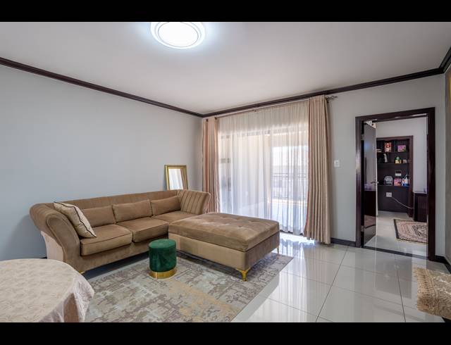 2 BEDROOM APARTMENT FOR SALE IN BROADACRES
